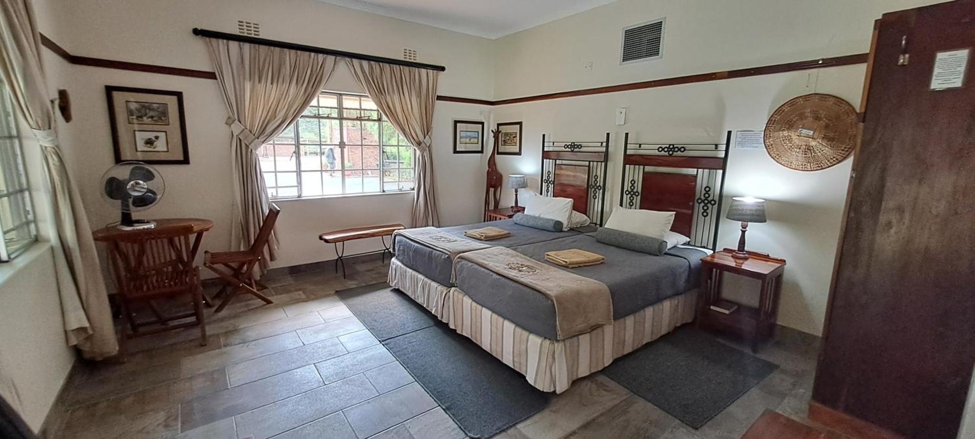 Woodlands Stop Over And Lodge Francistown Kültér fotó