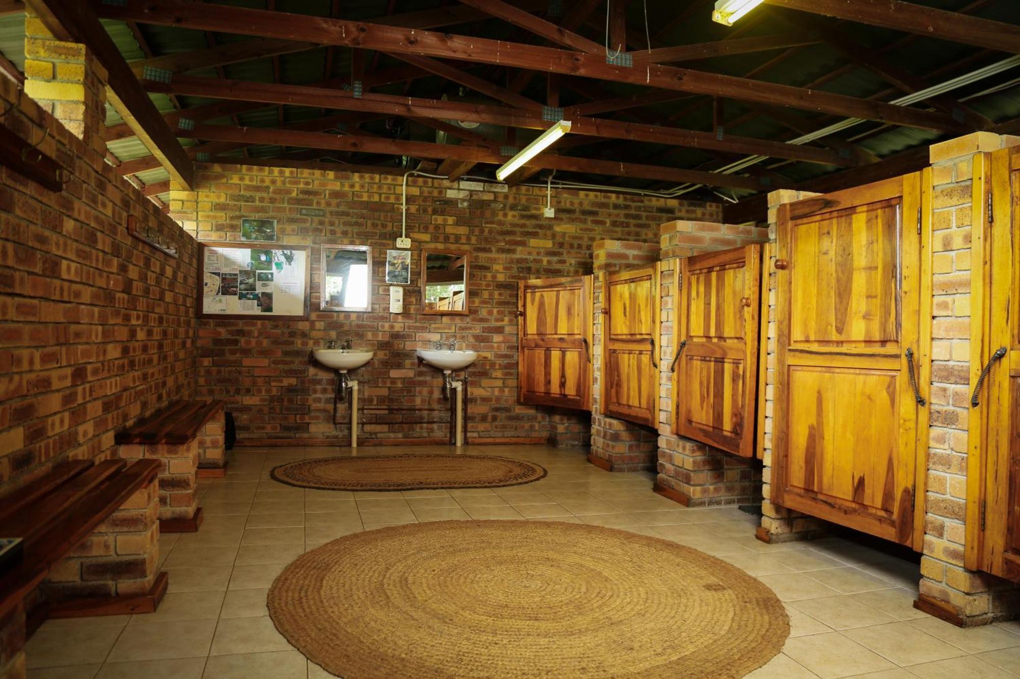 Woodlands Stop Over And Lodge Francistown Kültér fotó