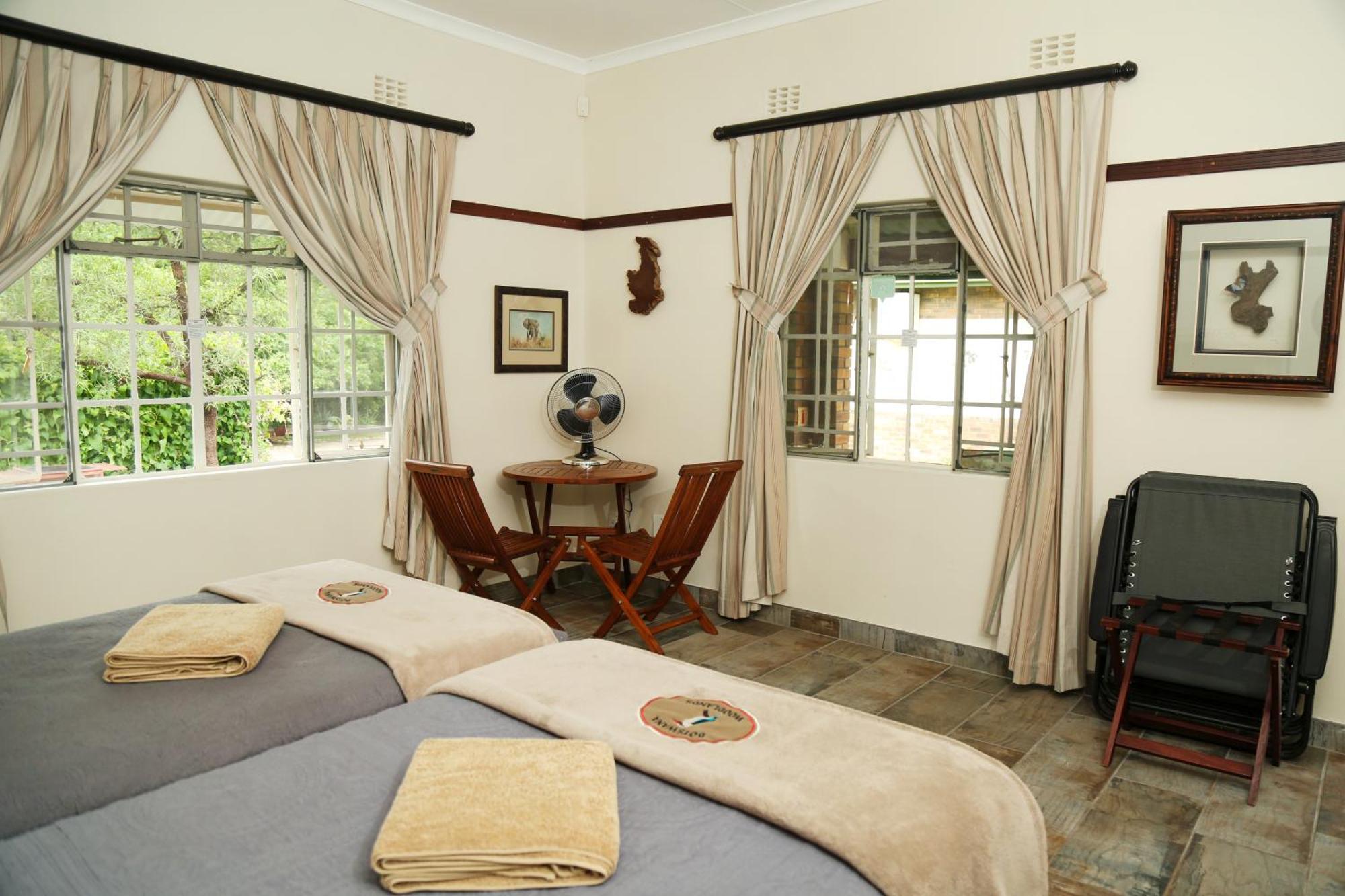Woodlands Stop Over And Lodge Francistown Kültér fotó