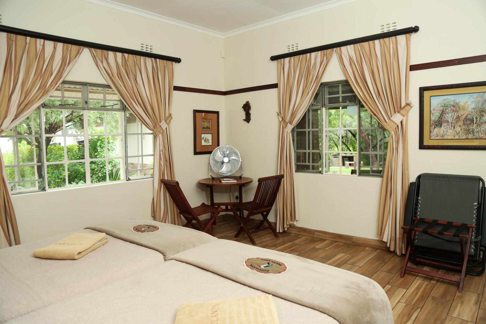 Woodlands Stop Over And Lodge Francistown Kültér fotó