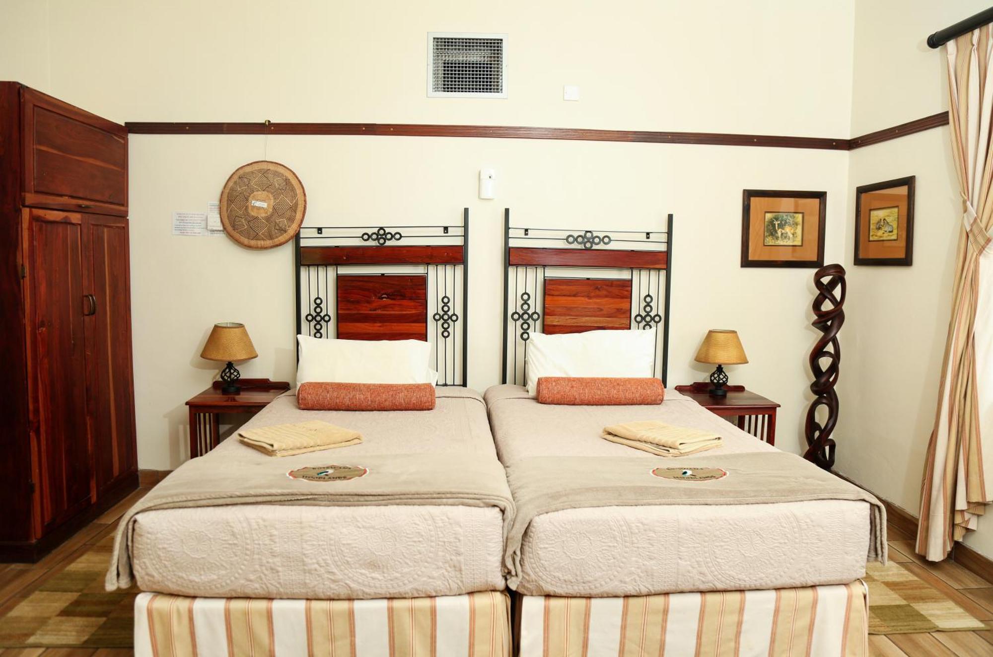 Woodlands Stop Over And Lodge Francistown Kültér fotó