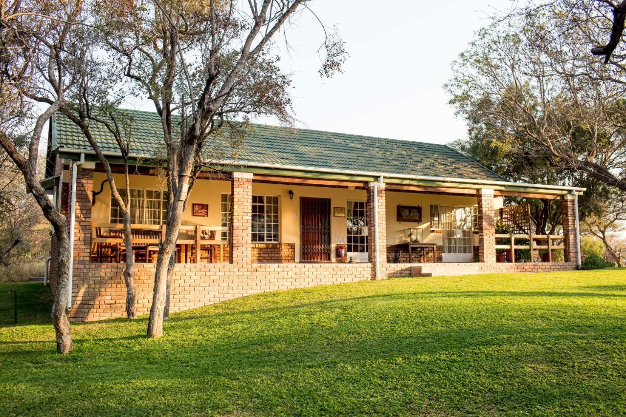 Woodlands Stop Over And Lodge Francistown Kültér fotó