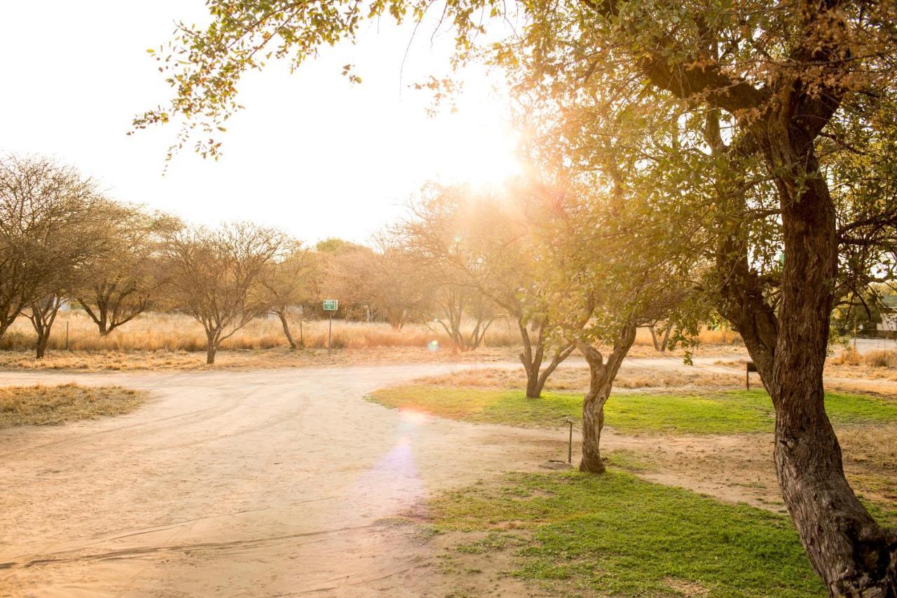 Woodlands Stop Over And Lodge Francistown Kültér fotó